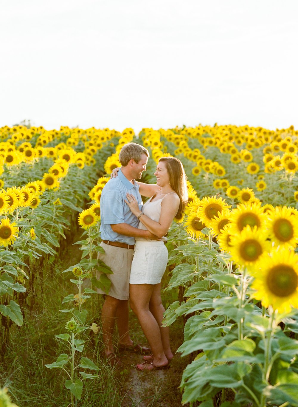 Molly Bryant Sunflower Field Anniversary Session Prattville Alabama Montgomery Alabama Wedding Photographer Jessiebarksdale Com